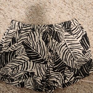 Cynthia Rowley Monochrome Leaf Pattern Linen Shorts